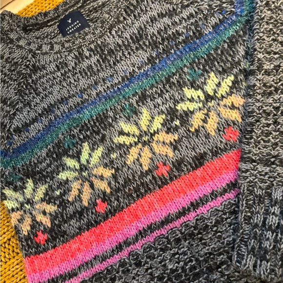 American Eagle Jegging Swetaer- Small - Picture 3 of 4